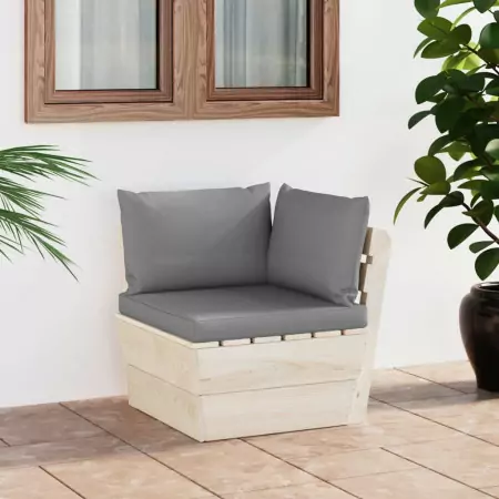 Divano Angolare da Giardino su Pallet e Cuscini Legno di Abete